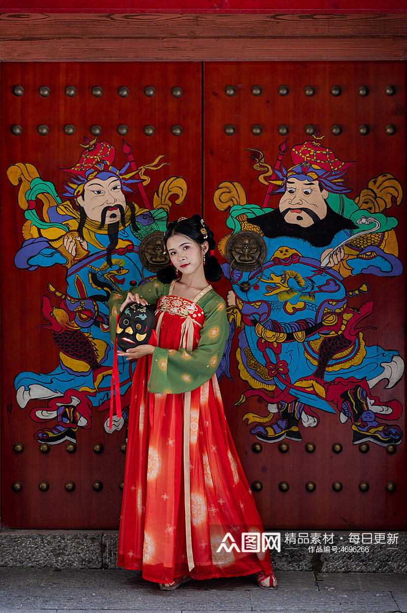 中式唐制古装汉服女性面具门神人物摄影图素材