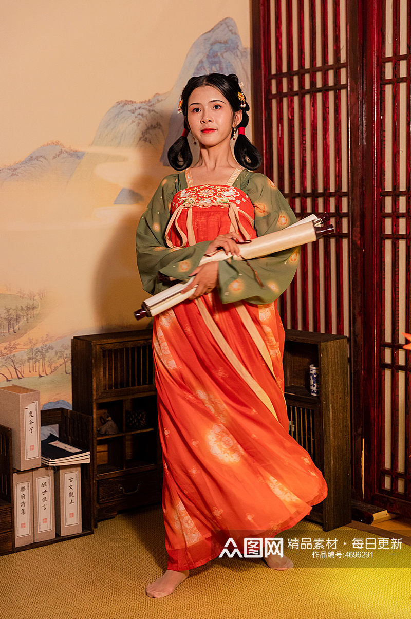 中式古装唐制汉服女性卷轴人物摄影图素材
