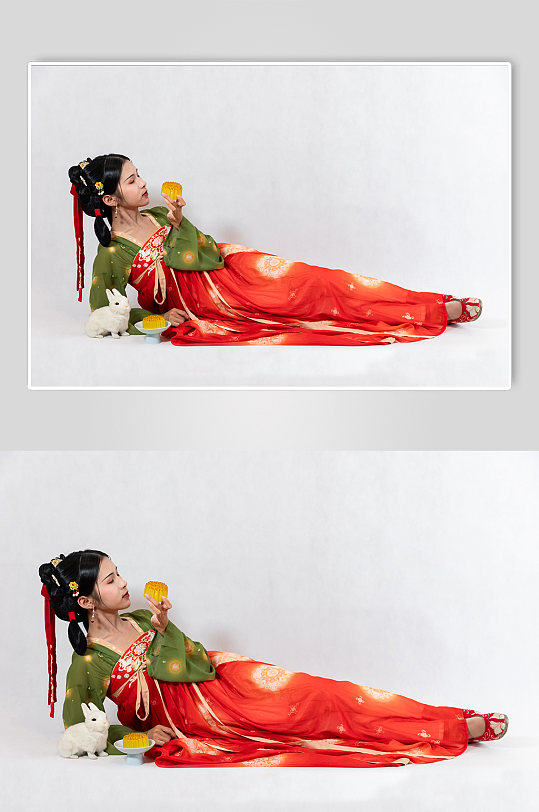 中秋节汉服女性兔子月饼人物摄影图