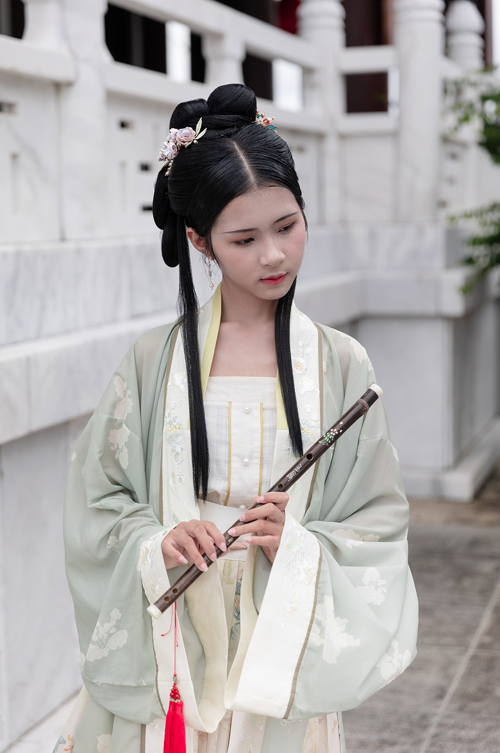 原创古装汉服女性人物刺绣蒲扇摄影图客片贴图素材