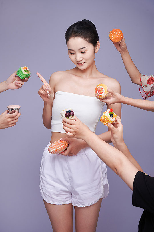 瘦身健康美体女性减肥人物精修摄影图片