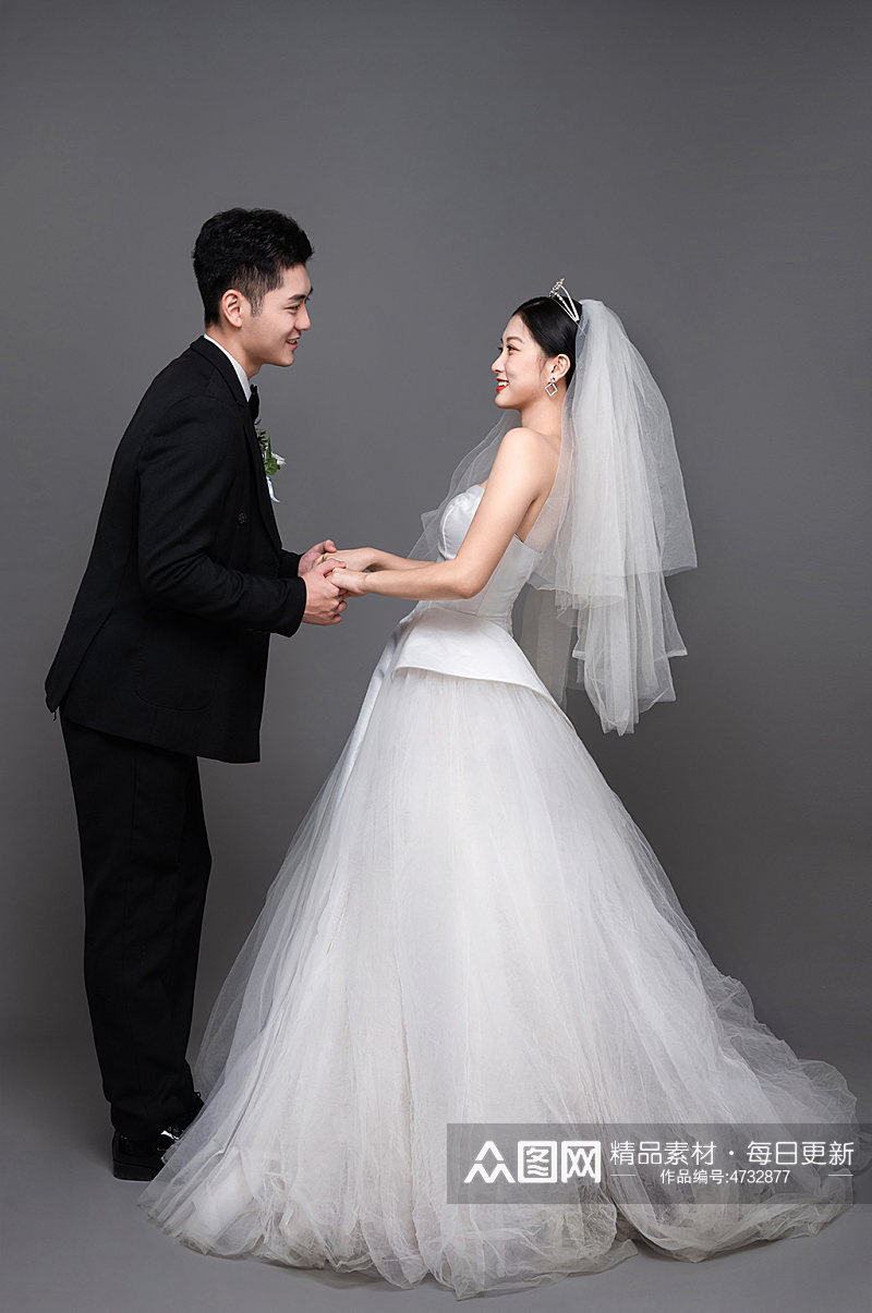 新郎新娘白色婚纱照婚礼人物精修摄影图素材