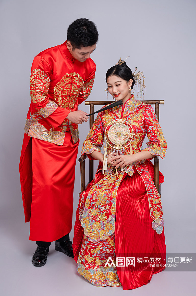 红色秀禾服中式婚纱照男女人物精修摄影图素材