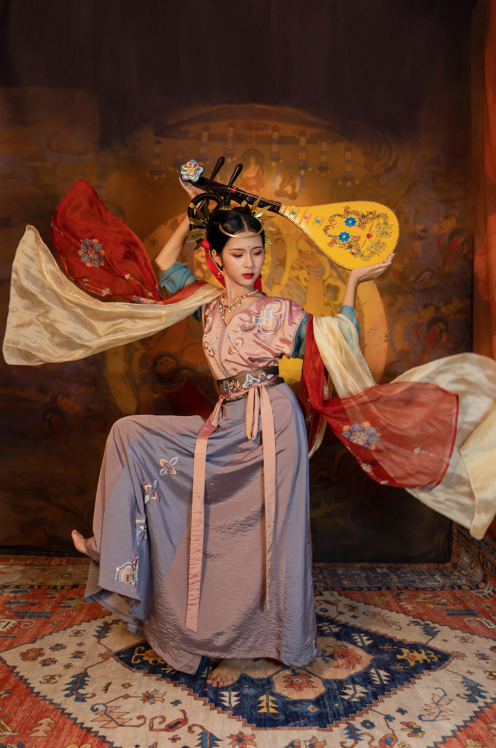 披帛敦煌反弹琵琶汉服人物摄影精修图片素材