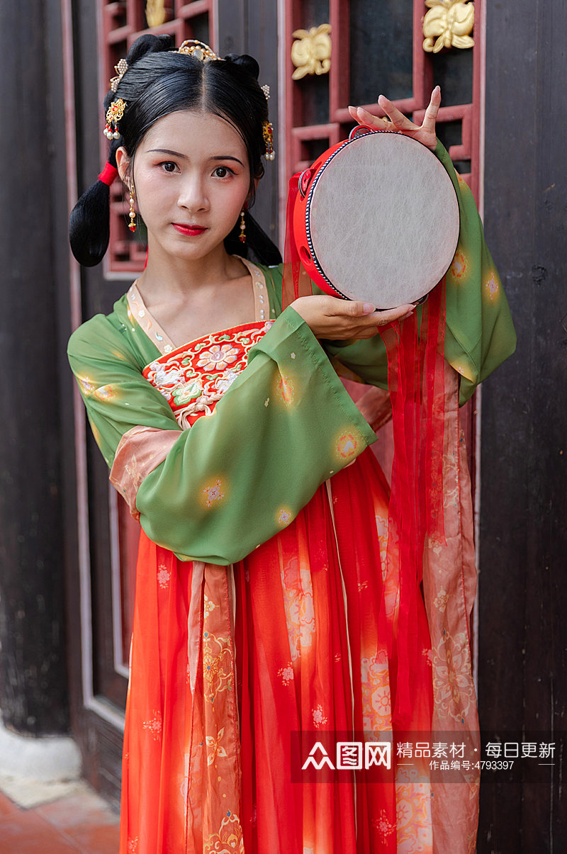 手鼓美女唐制汉服人物摄影精修图片素材