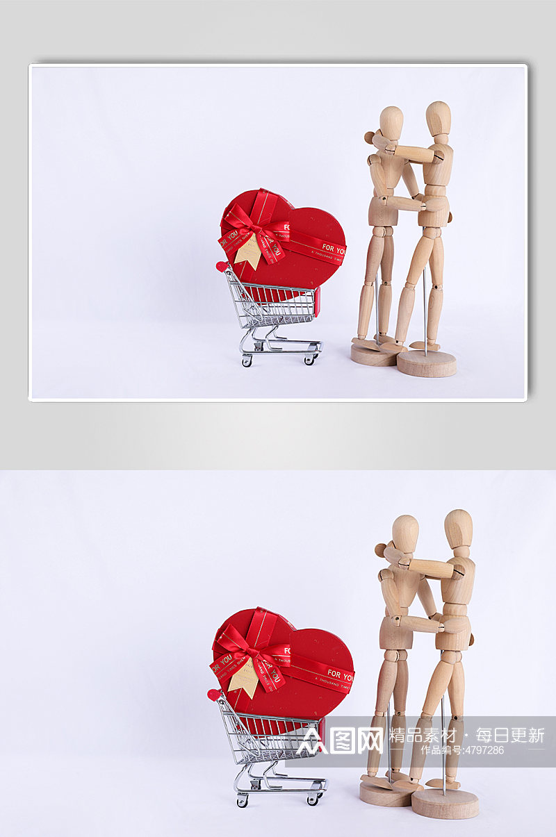 情侣木偶拥抱购物车礼物盒情人节摄影图片素材
