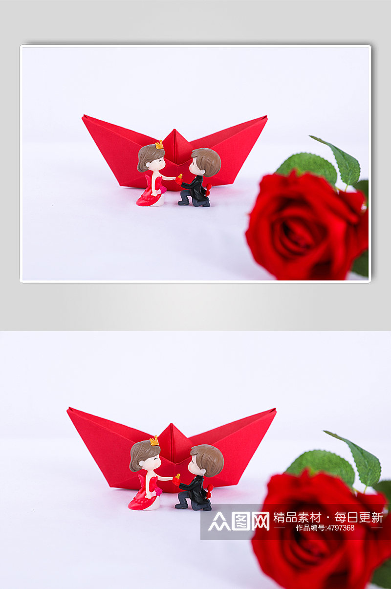 红色纸船玫瑰花情侣告白情人节摄影图片素材