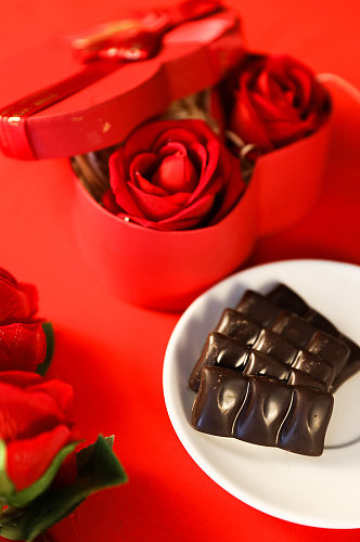 玫瑰花礼物盒巧克力214情人节摄影图片