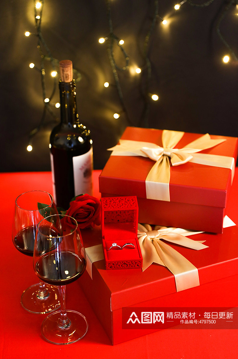 礼盒浪漫烛光晚餐红酒戒指情人节摄影图片素材