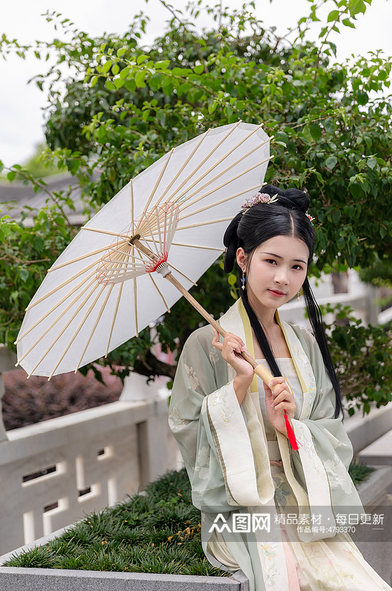 中式古装油纸伞淡雅汉服人物摄影精修图片素材