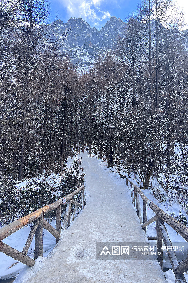 山林小桥四川冬季雪山雪景风景摄影图片素材