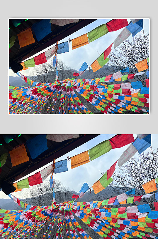 四川藏族冬季五色彩旗雪山雪景风景摄影图片