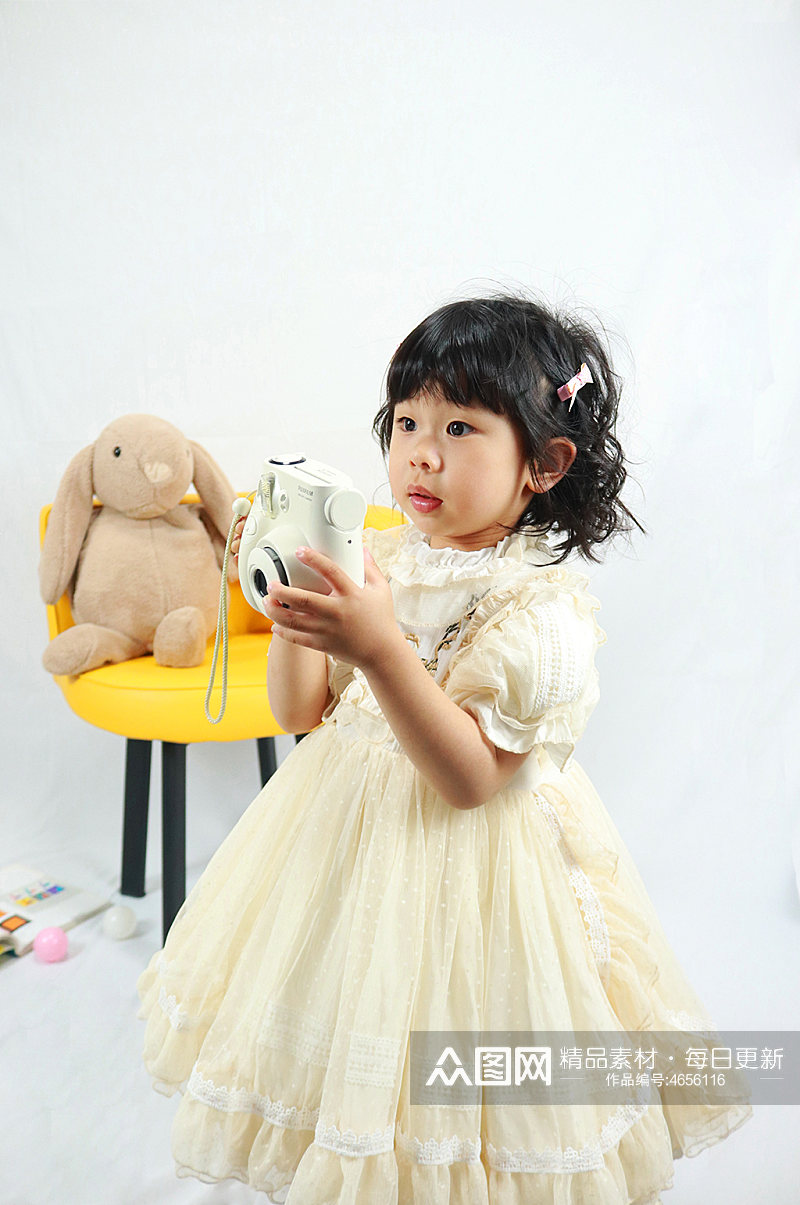摄影小女孩儿童节人物摄影图照片元素素材