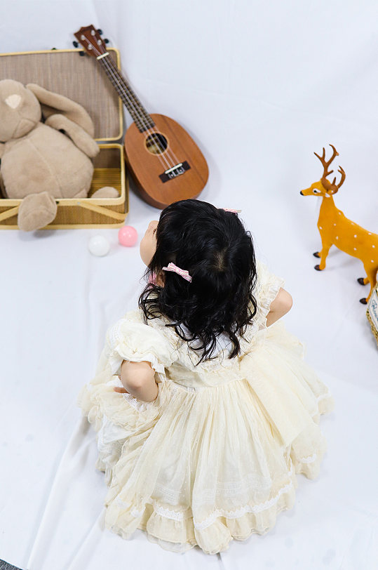 女孩公主裙图片-女孩公主裙素材下载-众图网