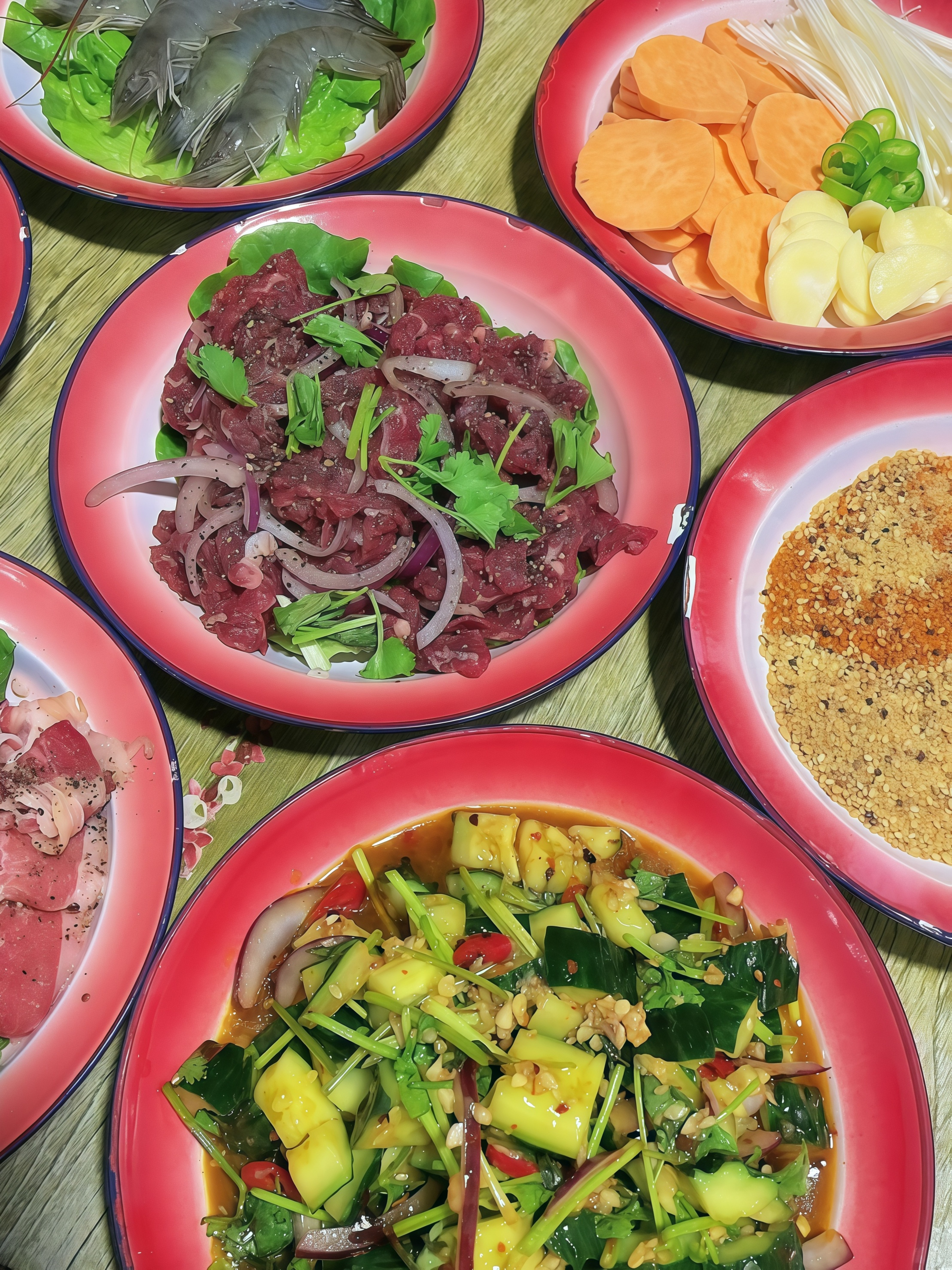 烤五花肉烤牛排炒土豆片素材