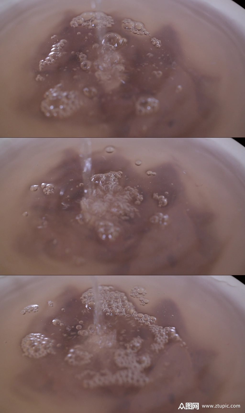 清洗猪肝肝脏去血沫视频素材