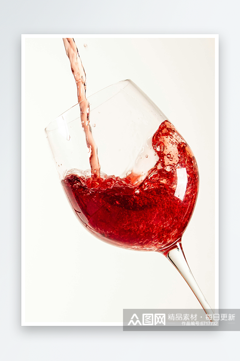 透明酒杯与红酒高清图素材
