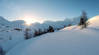 冬日暖阳映山雪唯美航拍视频素材-众图网
