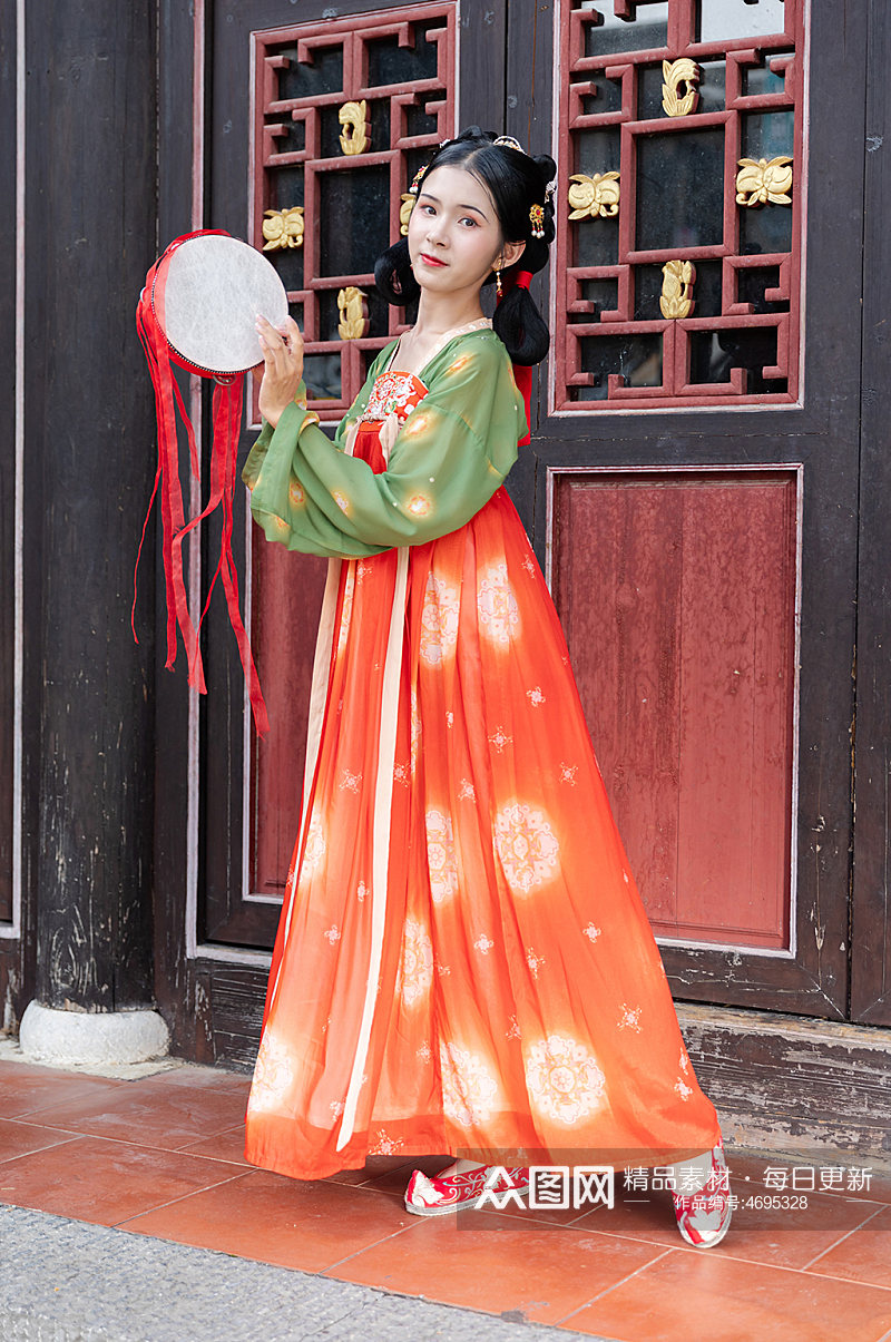 中国风唐制汉服女性手鼓人物精修摄影图片素材