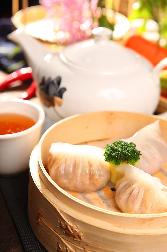 广式早茶水晶饺子点心美食菜品摄影图片