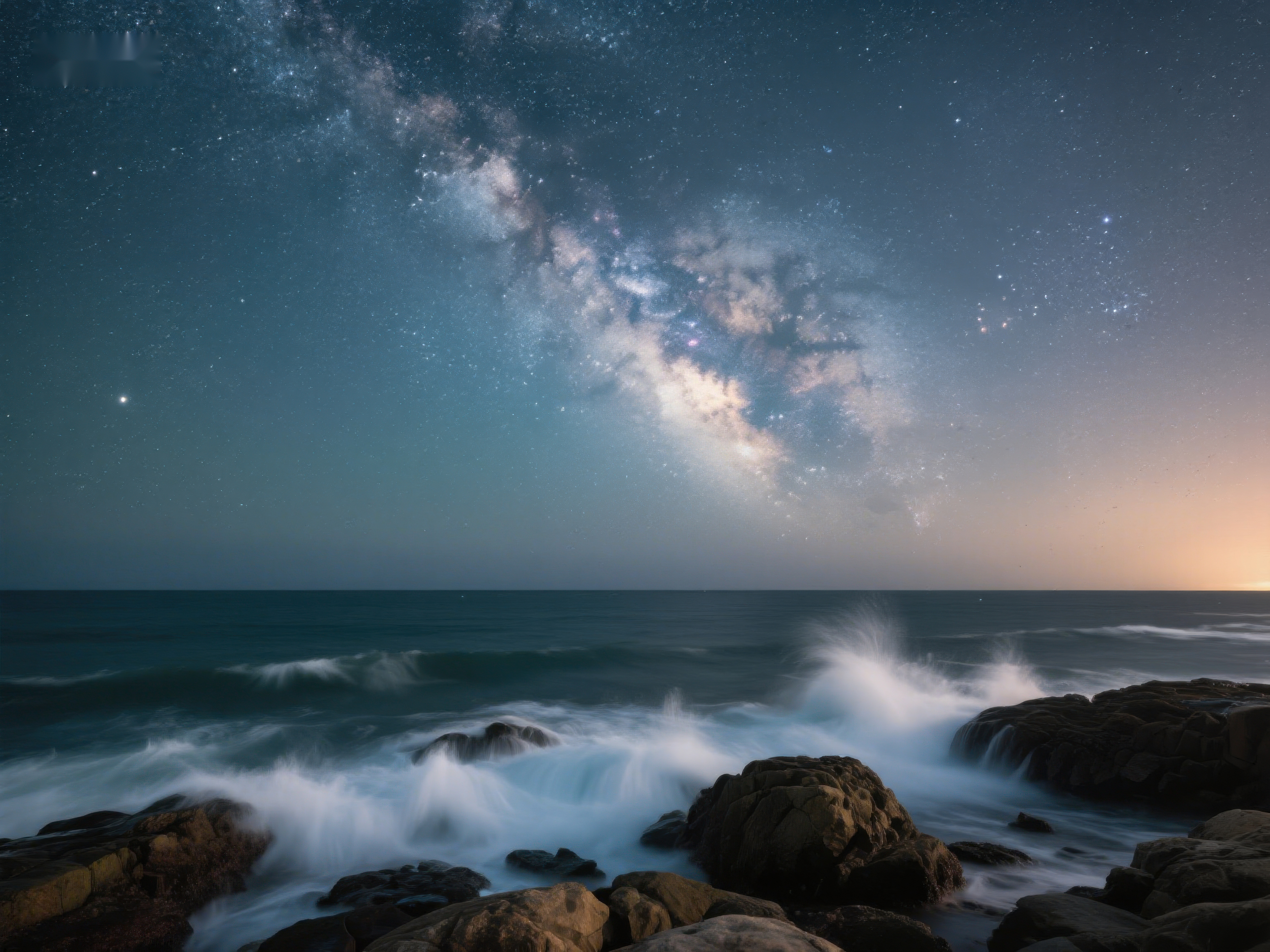 银河映照海岸夜景素材