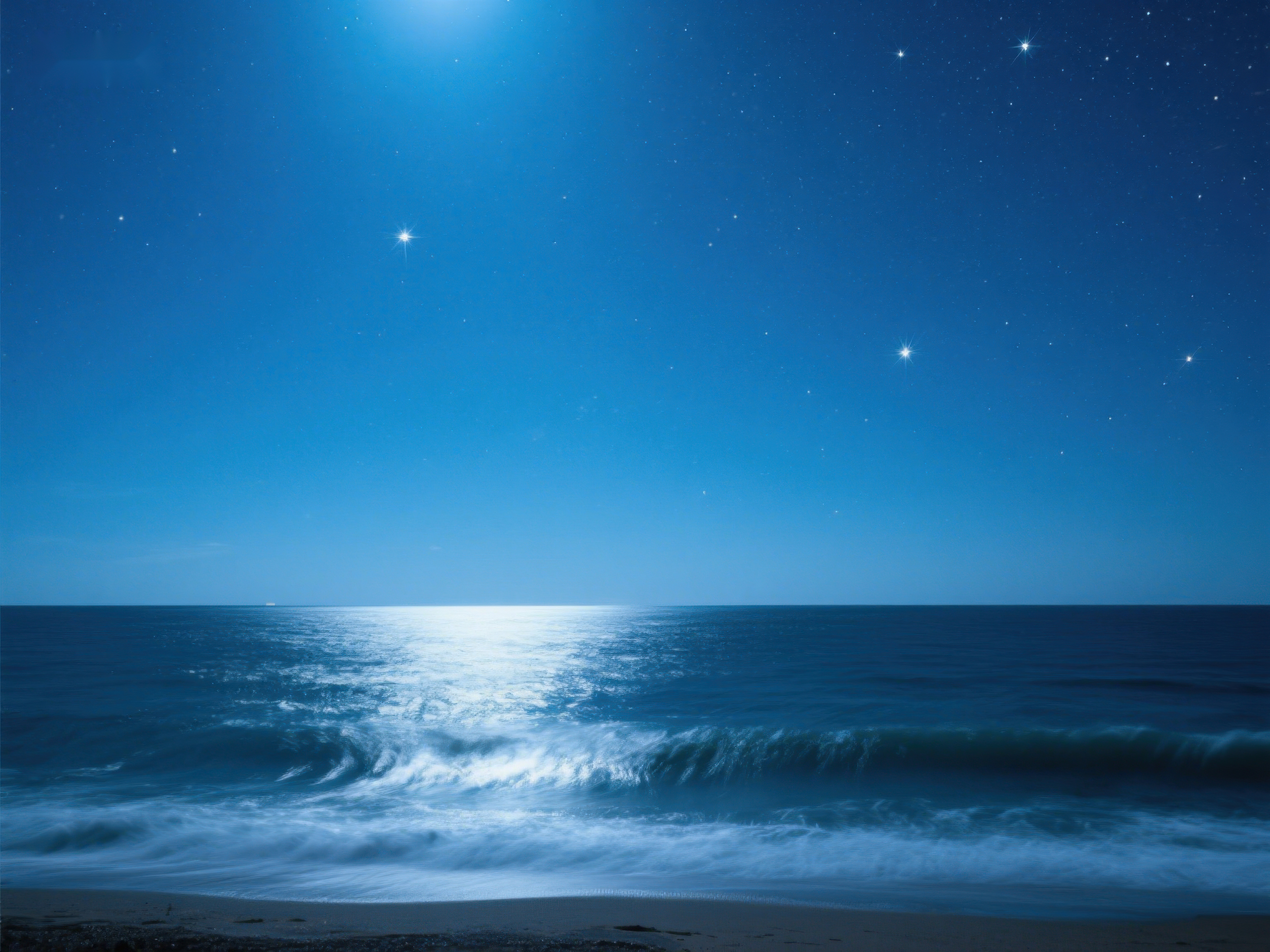 夜空下的海洋波浪素材