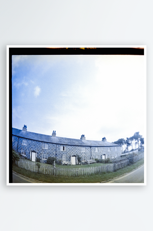 乡村石砌房屋与围栏-众图网