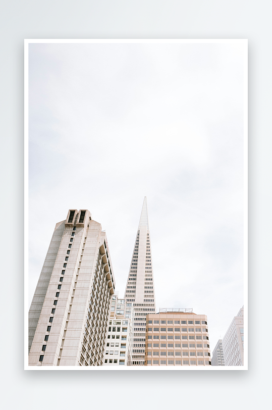 城市高楼群仰拍视角-众图网