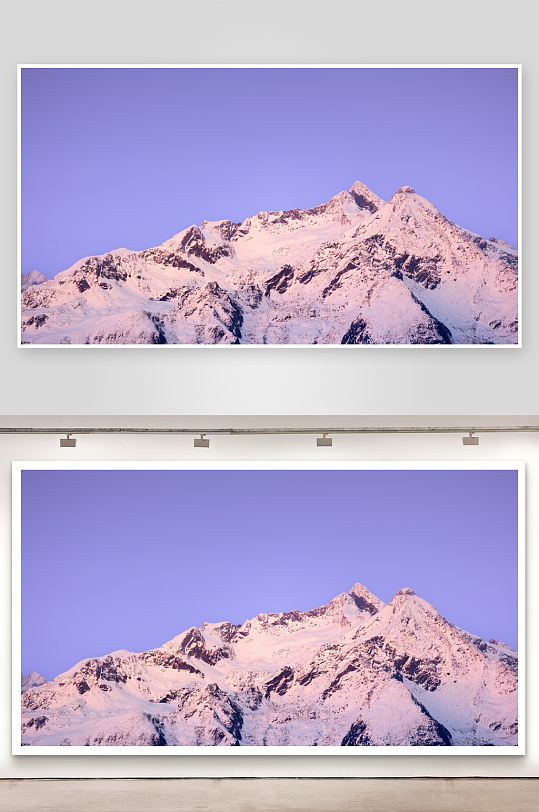 雪山峰顶晨曦映照-众图网