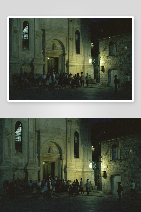 夜晚教堂前人群聚集-众图网