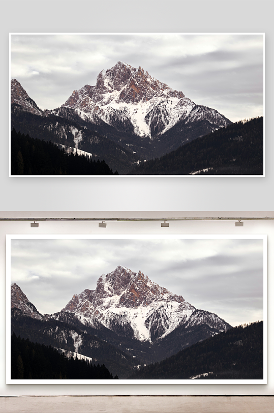 雪山峻岭森林景观-众图网