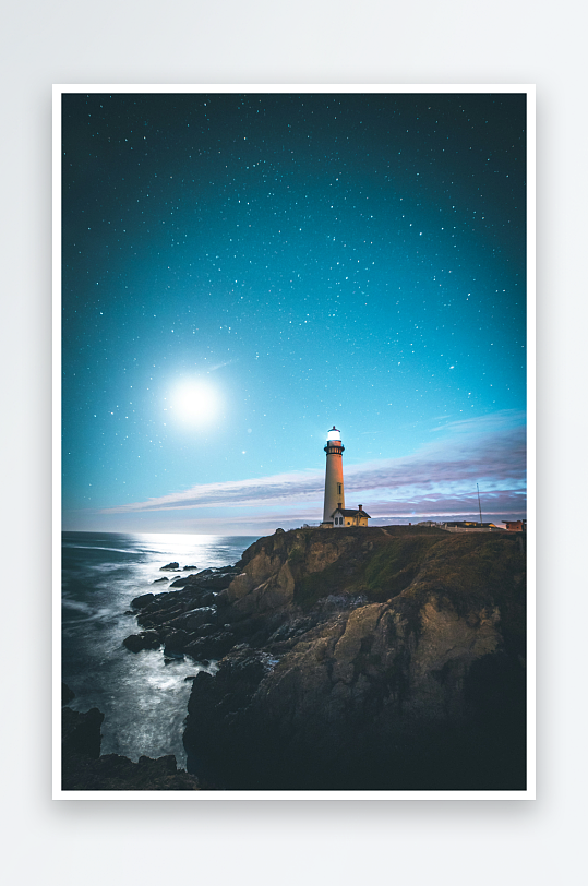 夜空下的灯塔与海景-众图网