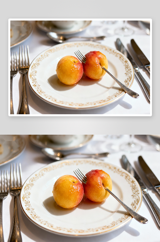 精致餐盘上的两颗蜜桃-众图网