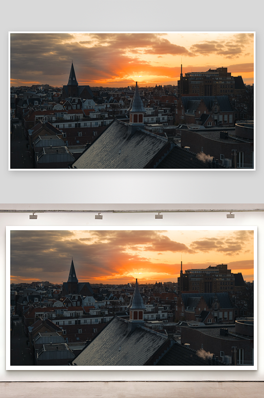 夕阳下的城市屋顶与教堂尖塔-众图网
