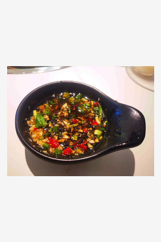 最新原创海鲜火锅盛宴高清摄影图-众图网