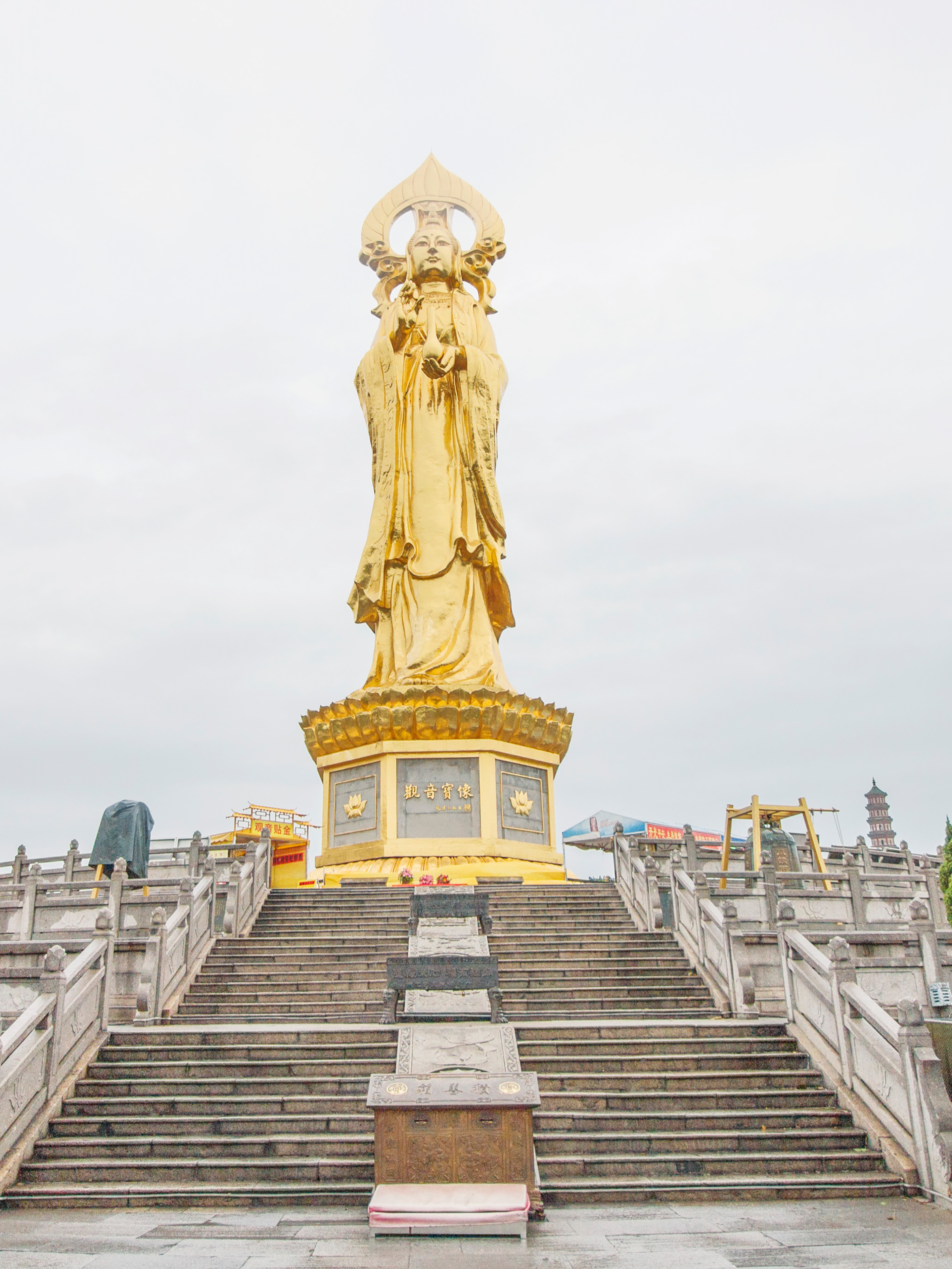 大气广州建筑风景画图片素材