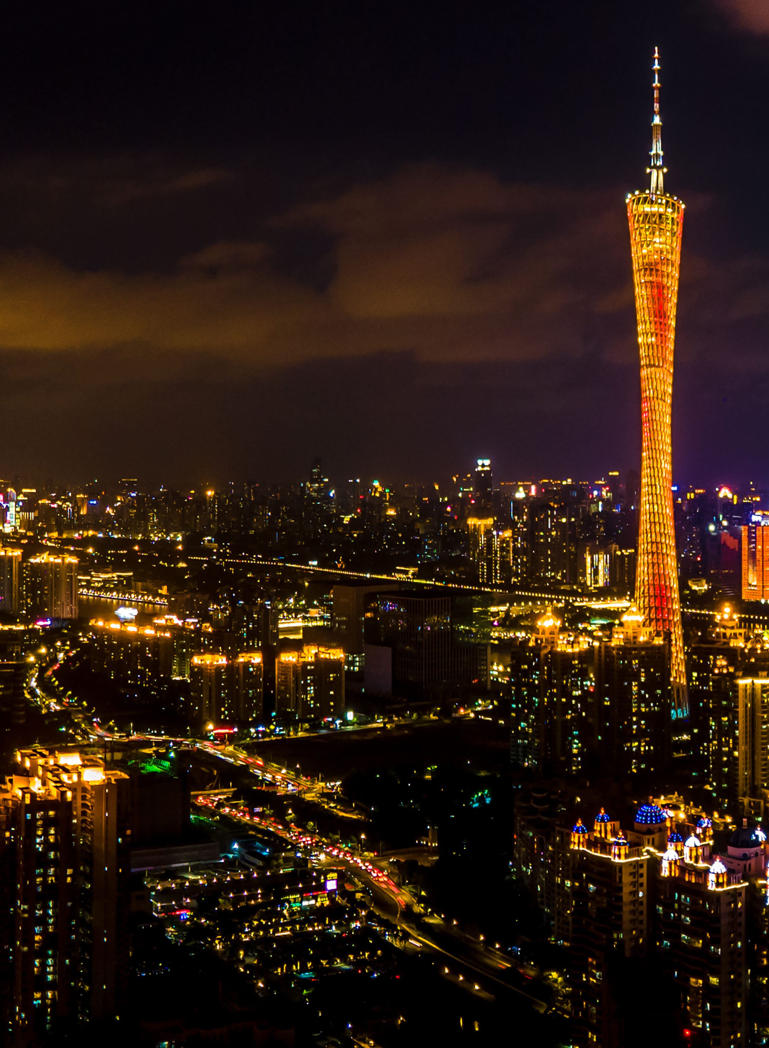全景航拍广州城市夜景车流猎德大桥素材