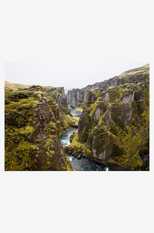 高清群山峡谷风景摄影图