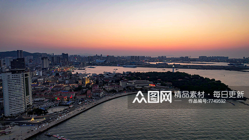 山东烟台城市夜幕降临夕阳晚霞日落大海风光素材