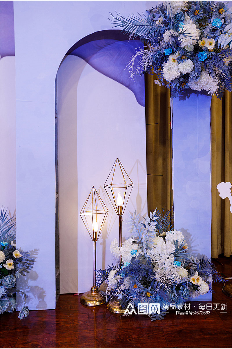 蓝色大气婚礼钻石灯花艺装饰照片素材