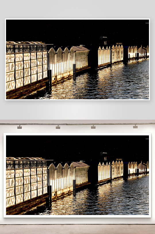 夜晚水边温室灯光倒影-众图网
