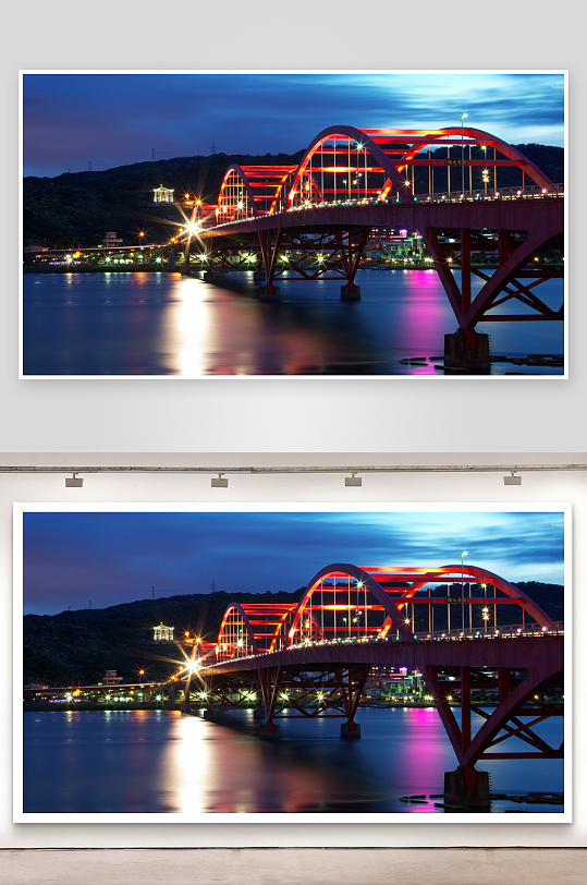 夜色中红色拱桥灯光璀璨-众图网