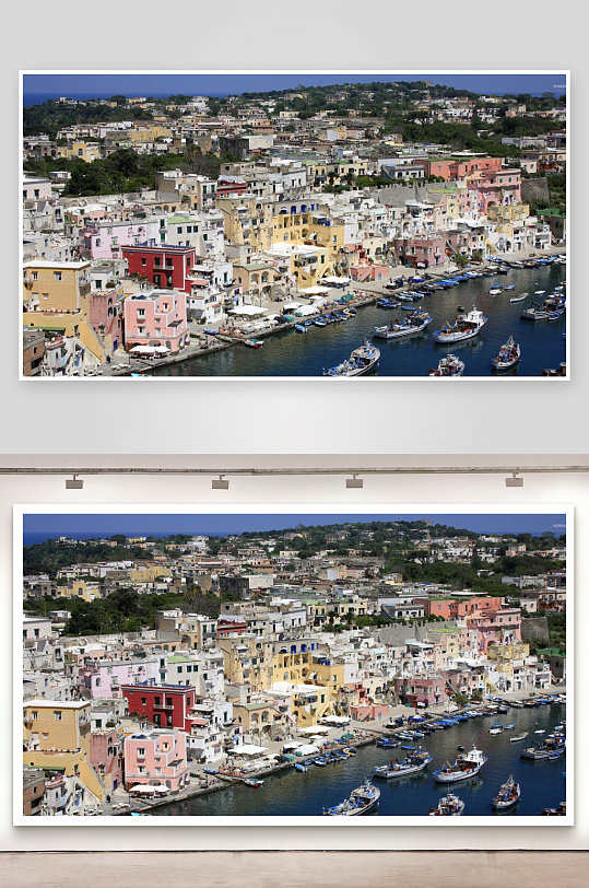 海滨彩色建筑群与渔船-众图网