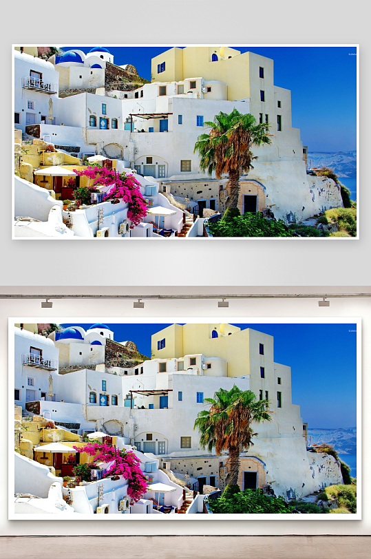 白色建筑群与蓝色穹顶的海滨风光-众图网