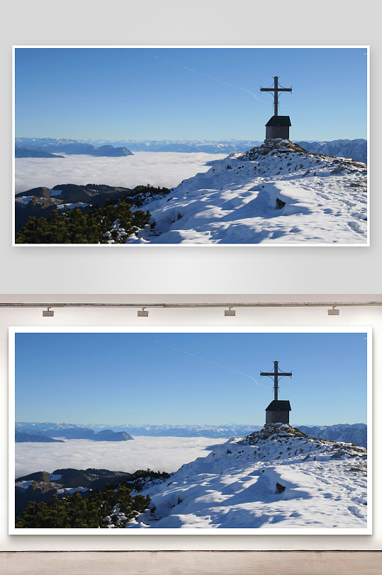 雪山之巅十字架云海景观-众图网