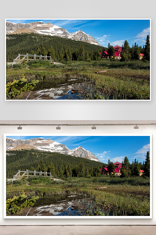 雪山森林中的红色屋顶建筑-众图网