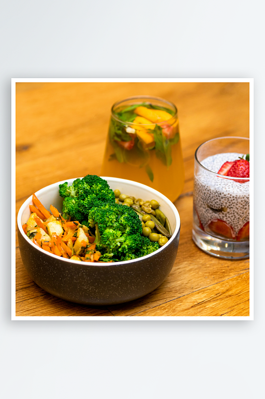 健康餐食与饮品搭配-众图网