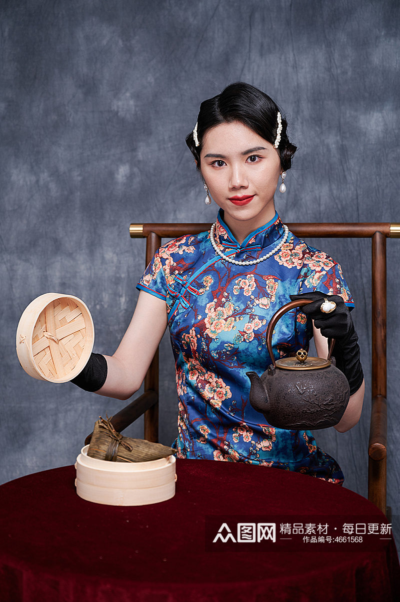 气质旗袍美女端午节粽子创意摄影图素材