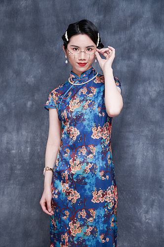 中式旗袍美女商业摄影图片人像摄影照片