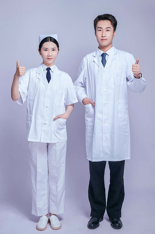 医疗医务人员竖大拇指医生商业摄影图片